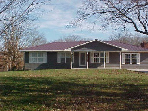 273 Mcghee Ln, Jacksboro, TN 37757