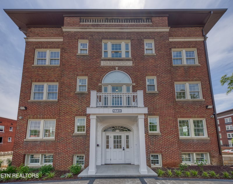 2730 E Magnolia Ave #303, Knoxville, TN 37914
