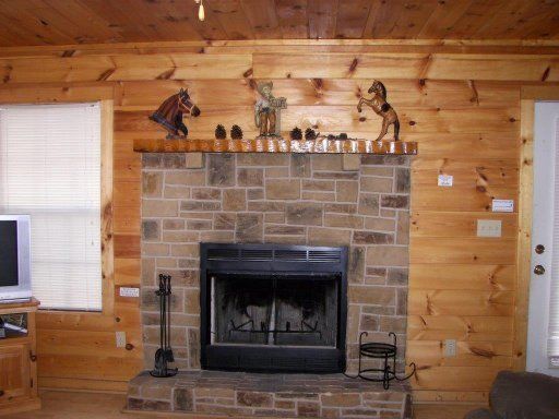 2730 Easy St, Sevierville, TN 37868