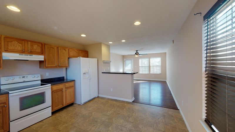 2731 Carson Ave, Knoxville, TN 37917
