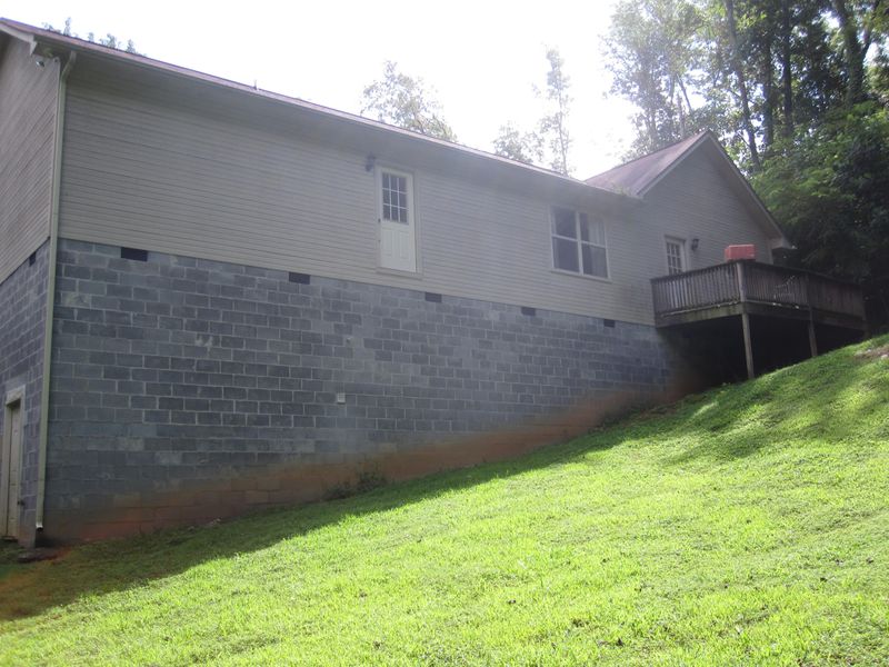 2732 Highland Cir, Kodak, TN 37764