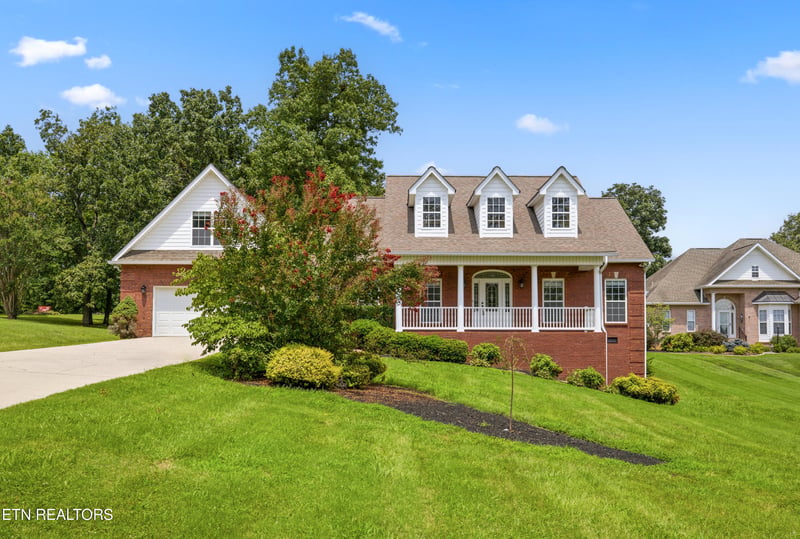 2733 Raylee Dr, Maryville, TN 37803