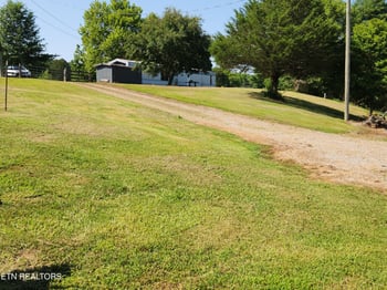 2734 W Tennessee 39 Hwy, Athens, TN 37303