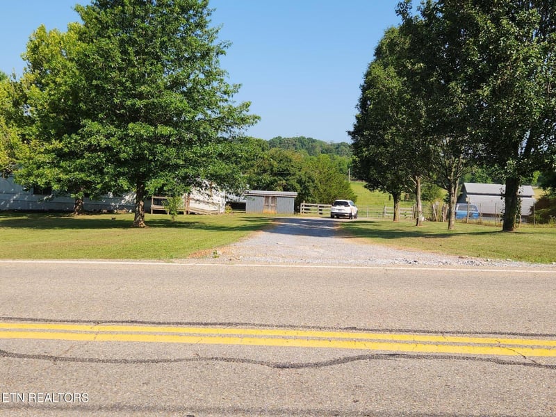 2734 W Tennessee 39 Hwy, Athens, TN 37303