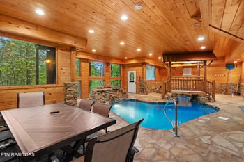 2735 Owls Cove Way, Sevierville, TN 37862