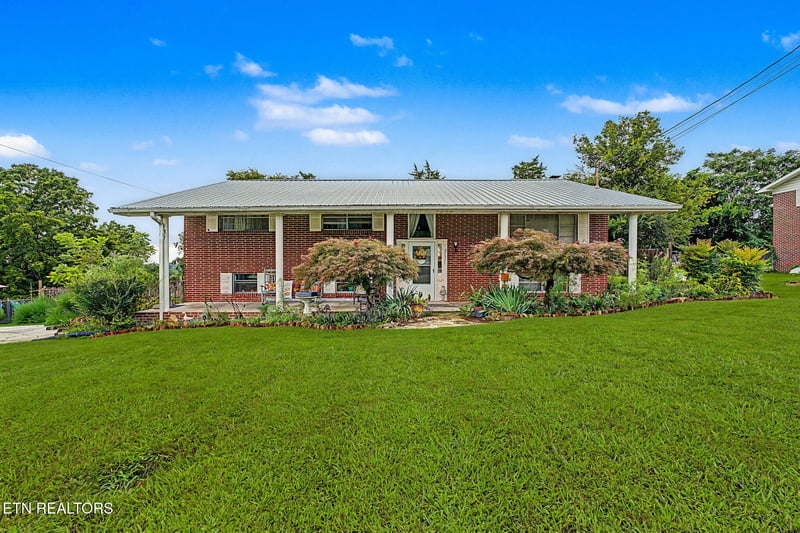 2737 Conrad Dr, Morristown, TN 37814
