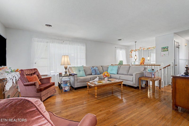 2737 Conrad Dr, Morristown, TN 37814