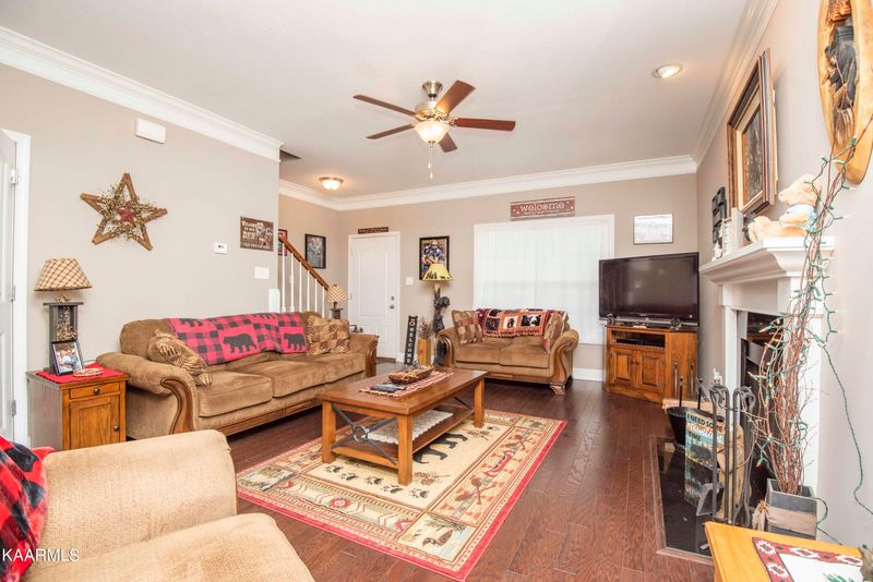 2739 Southwinds Cir, Sevierville, TN 37876