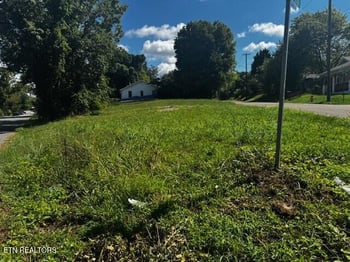 2739 Wilson Ave, Knoxville, TN 37914