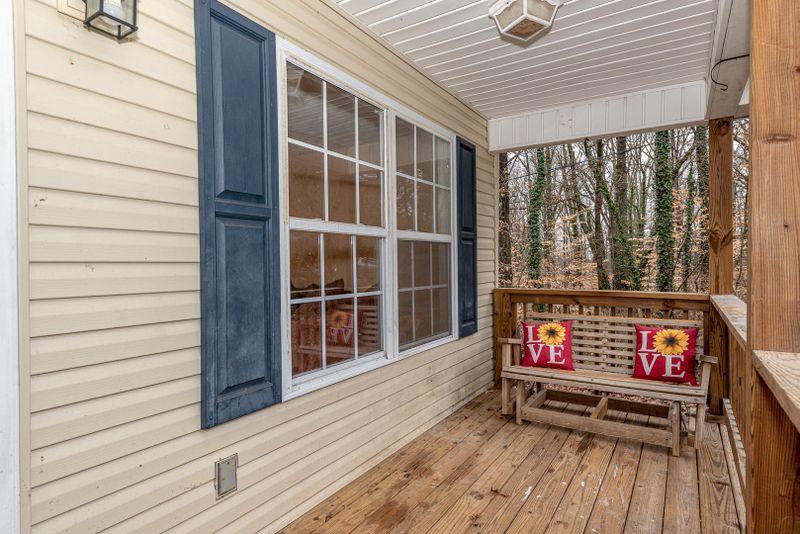 2740 Willocks Ave, Maryville, TN 37804