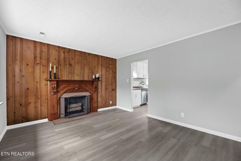 2741 Lay Ave, Knoxville, TN 37914