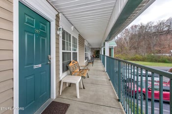 2743 Colonial Dr #212, Pigeon Forge, TN 37863