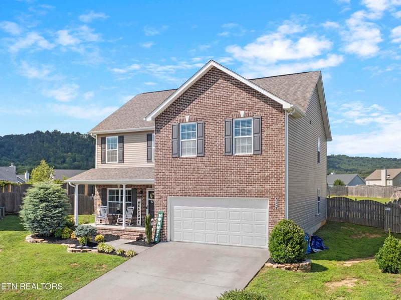 2744 Wild Ginger Ln, Knoxville, TN 37924