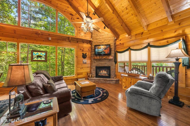 2746 Cedar Falls Way, Sevierville, TN 37862