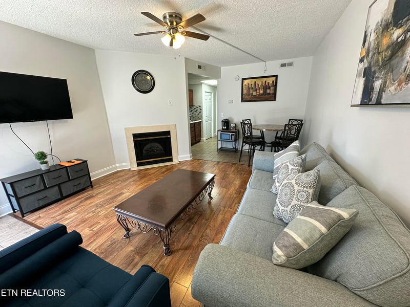 2748 Florence Dr #105, Pigeon Forge, TN 37863