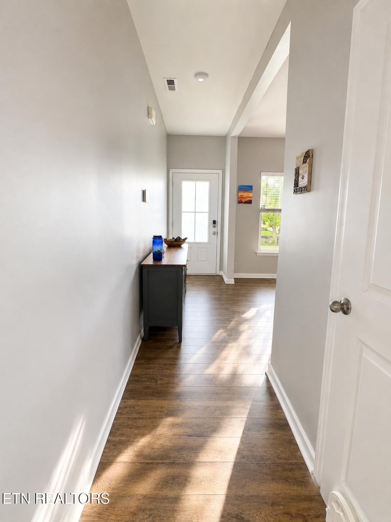 2748 Minuteman Ln, Knoxville, TN 37920