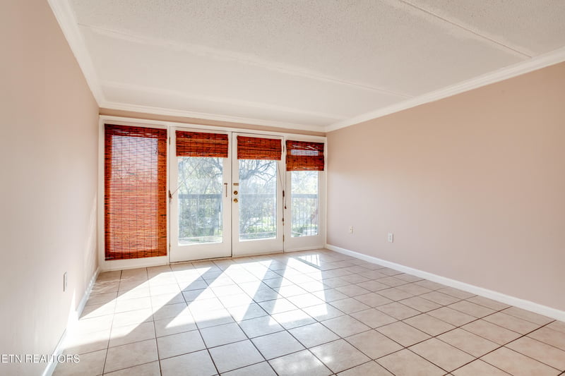 2749 Sullins St #B309, Knoxville, TN 37919
