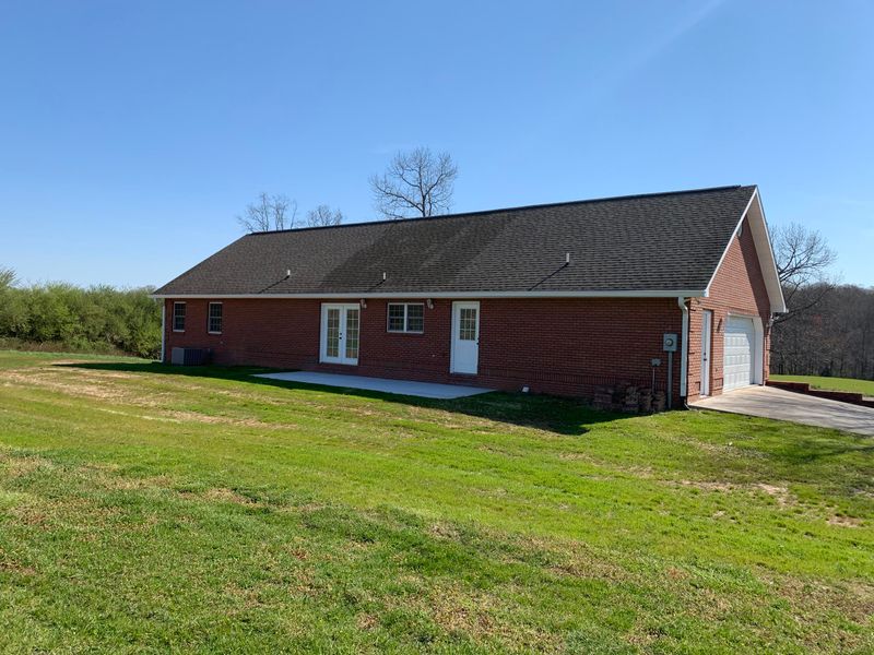 275 Gardner Rd, Philadelphia, TN 37846