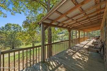 275 Harris Hollow Rd, Pleasant Shade, TN 37145