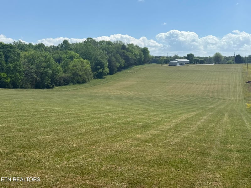 275 Thompson Rd, Madisonville, TN 37354