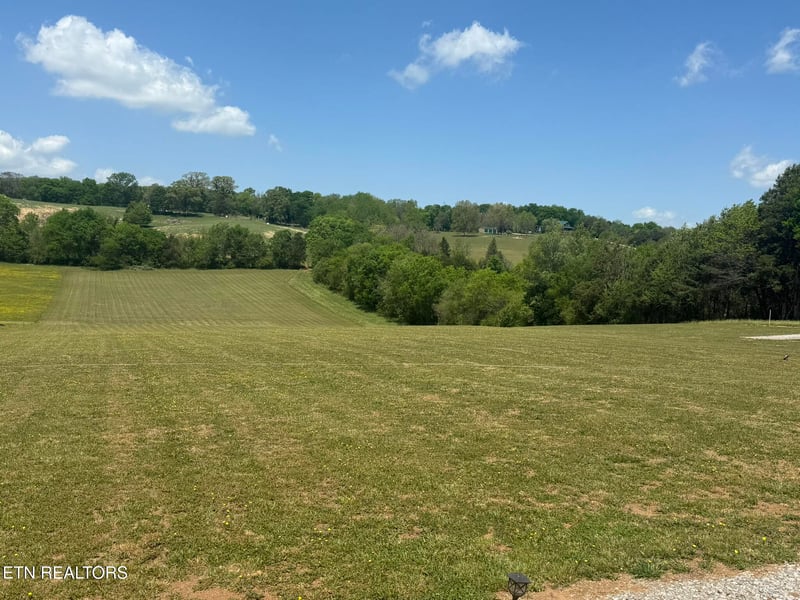 275 Thompson Rd, Madisonville, TN 37354