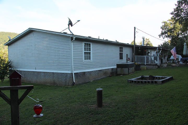 2750 Maplecrest Way, Sevierville, TN 37876