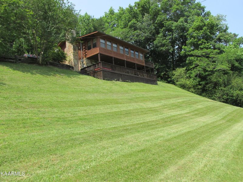 2754 Waldens Creek Rd, Sevierville, TN 37862
