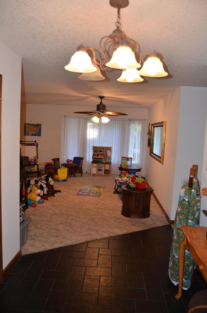 2759 Deer Lodge Hwy, Deer Lodge, TN 37726