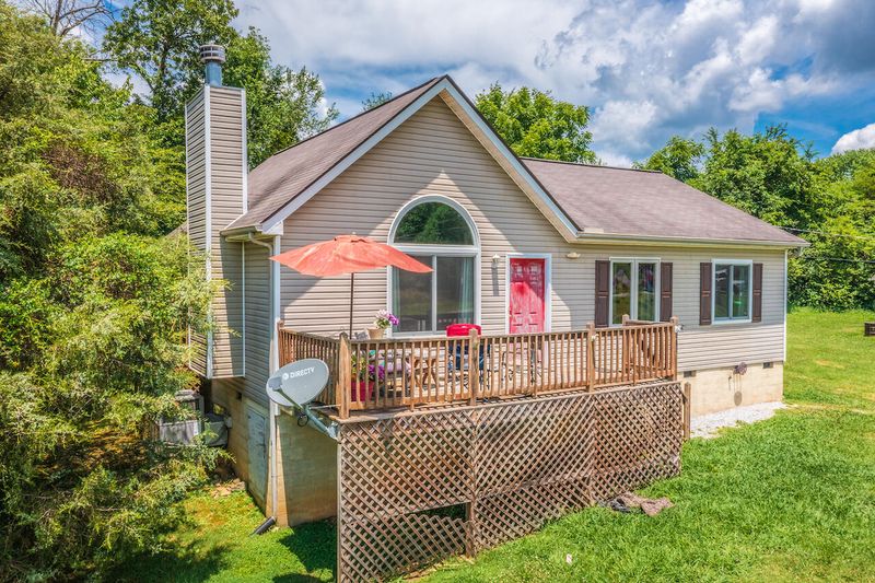 276 Bowman Ln, Maynardville, TN 37807