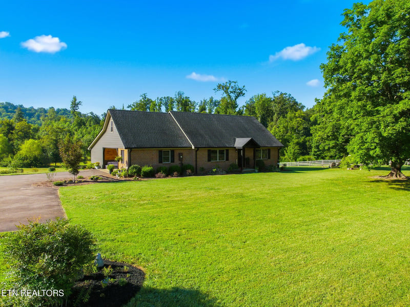 276 Highway 307, Athens, TN 37303