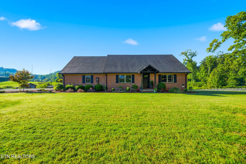 276 Highway 307, Athens, TN 37303
