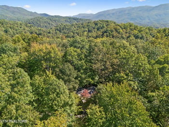 2760 Hawks View Tr, Pigeon Forge, TN 37876