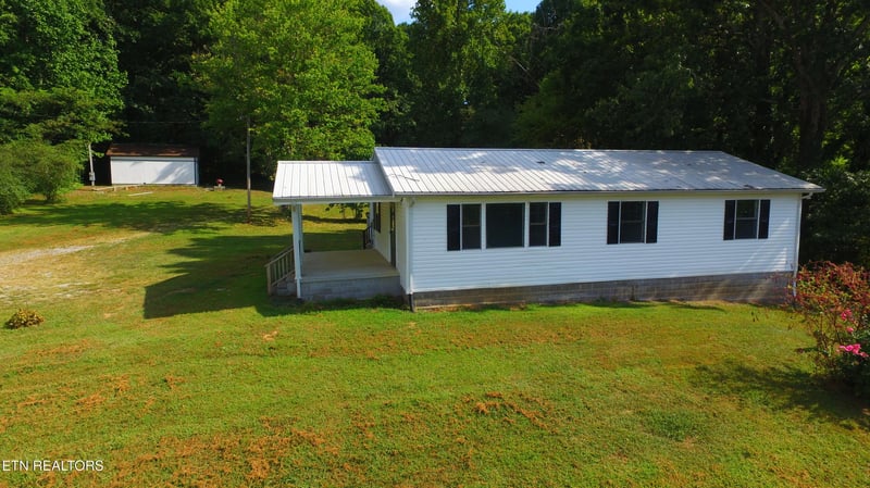 2761 U S 411, Madisonville, TN 37354