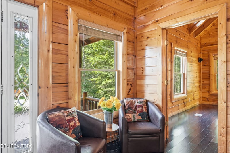 2764 Murray Ridge Rd, Sevierville, TN 37876