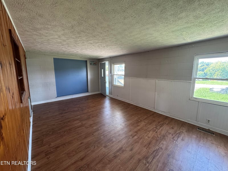 2767 Conrad Dr, Morristown, TN 37814