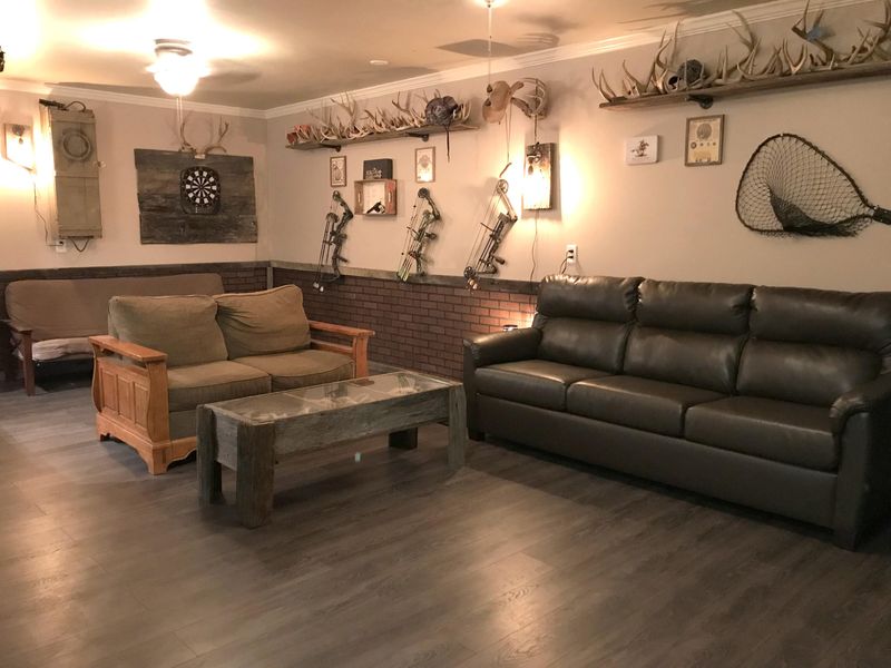 277 Springfield Ln, Jacksboro, TN 37757