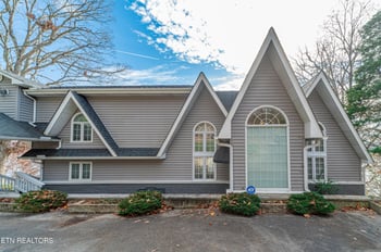 2770 Smith Cir, Dandridge, TN 37725