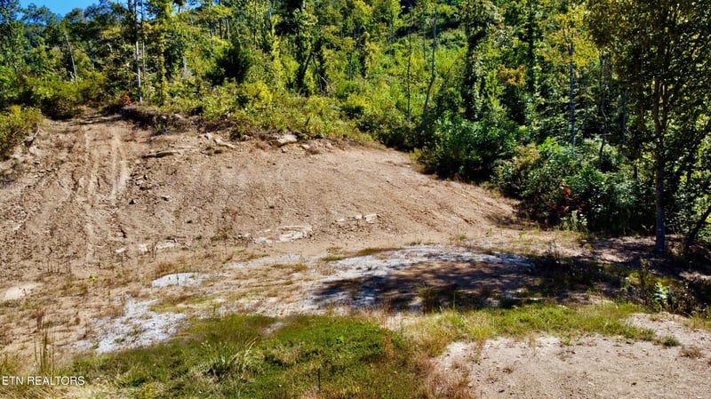 2774 Stanley Creek Rd, Oneida, TN 37841