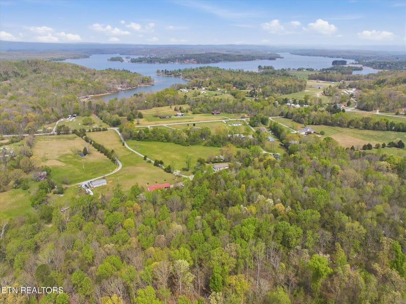 2777 River Rd, Ten Mile, TN 37880