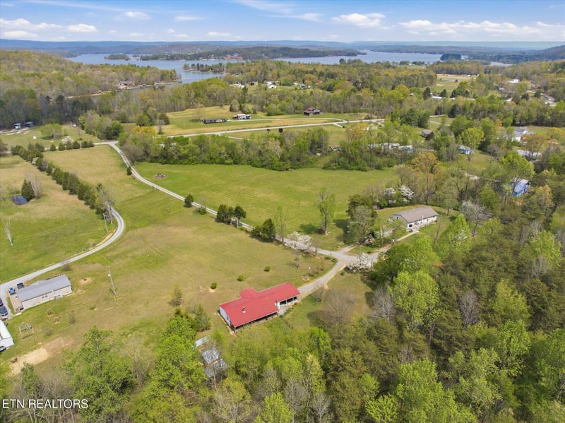 2777 River Rd, Ten Mile, TN 37880