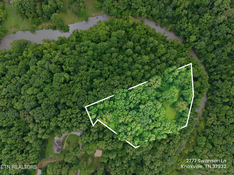 2777 Swanson Ln, Knoxville, TN 37932