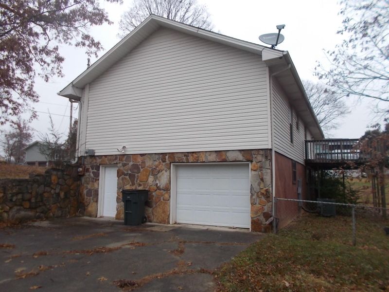 2778 Stacy Ave, Morristown, TN 37814