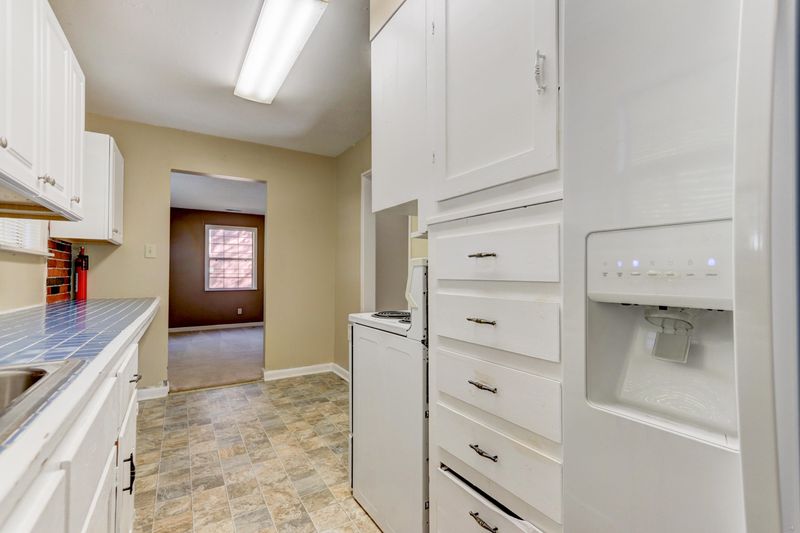 278 East Dr, Oak Ridge, TN 37830