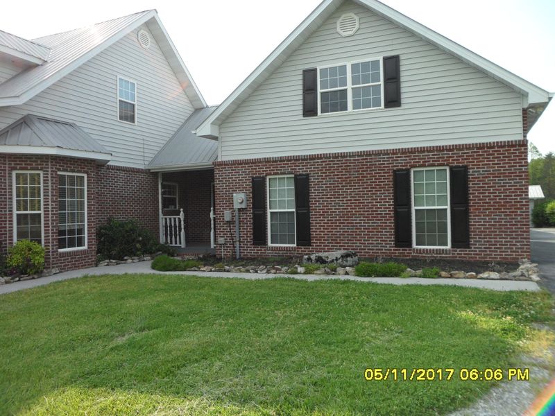 2780 Clabo Rd, Sevierville, TN 37862