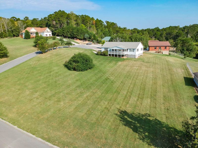 2780 Meadow Crest Ln, Sevierville, TN 37876
