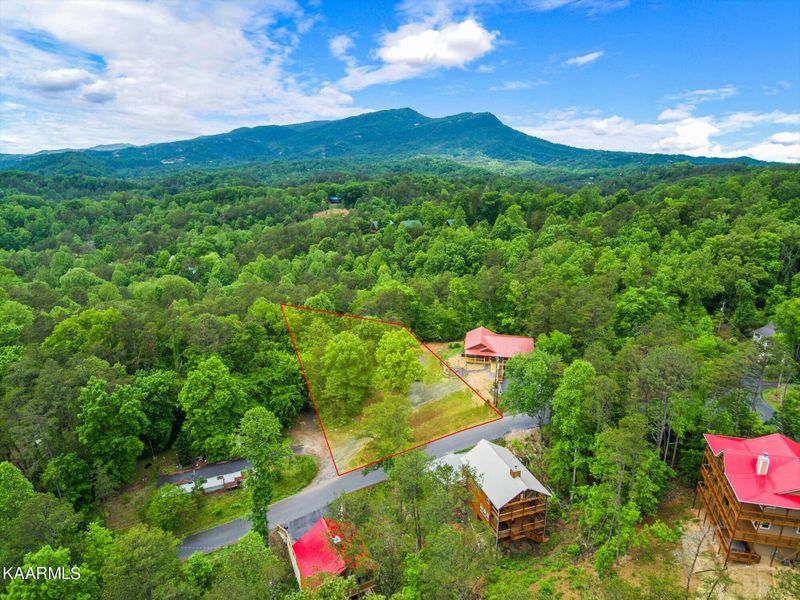 2783 Easy St, Sevierville, TN 37862