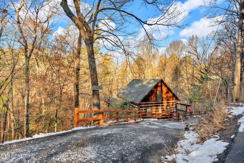 2784 Mountain View Cir, Sevierville, TN 37862