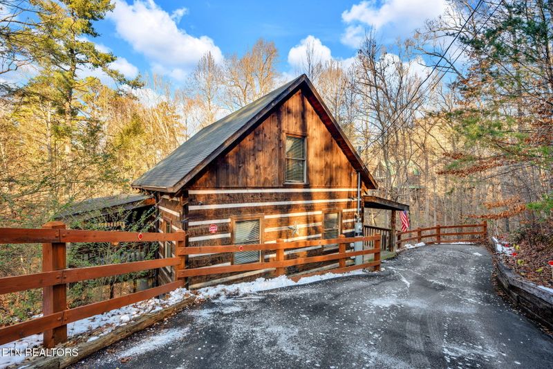 2784 Mountain View Cir, Sevierville, TN 37862
