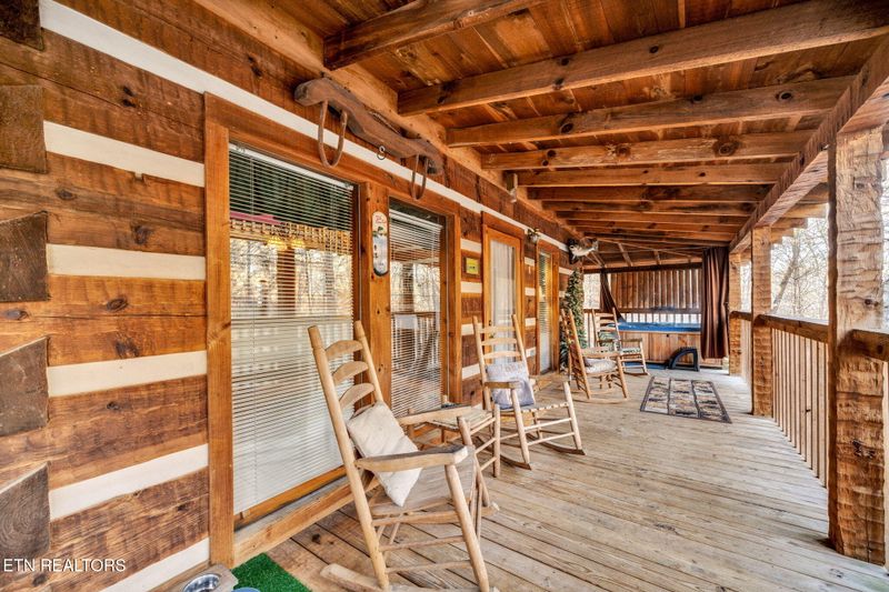 2784 Mountain View Cir, Sevierville, TN 37862
