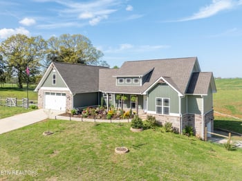 279 Lakeside Meadows Cir, Madisonville, TN 37354